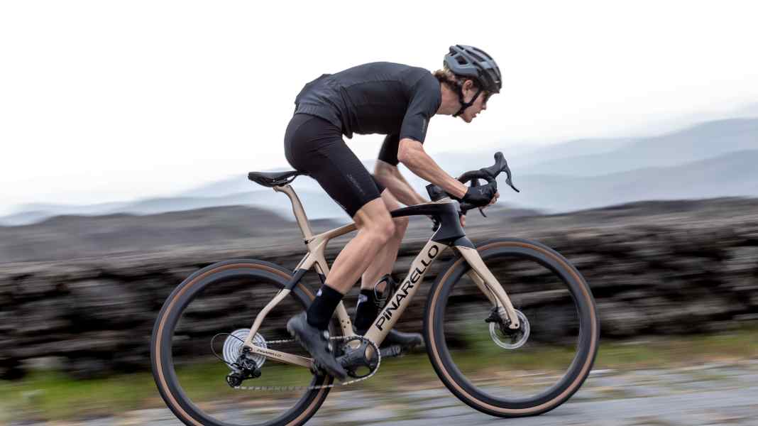 Pinarello Grevil F : Le pendant Gravel du Dogma F