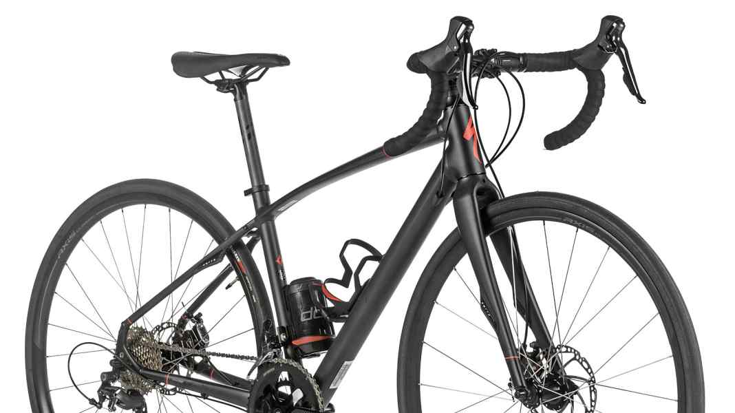 Test 2016 Vélos de Gravel pour femmes : Specialized Dolce Evo Cen - Vélo de gravel pour femmes : Specialized Dolce Evo Cen