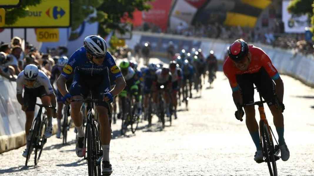 Bauhaus wins the opening stage of the Tour of Poland - bad luck for Bora