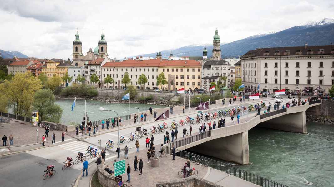 Le TOUR Transalp 2025 démarre à Innsbruck