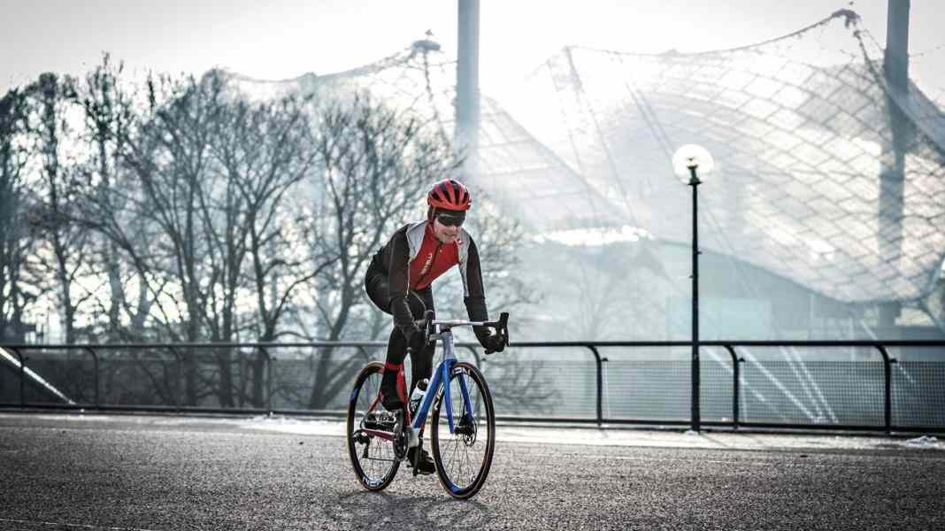 Aero road bikes for competition - 10 new competition bikes on test