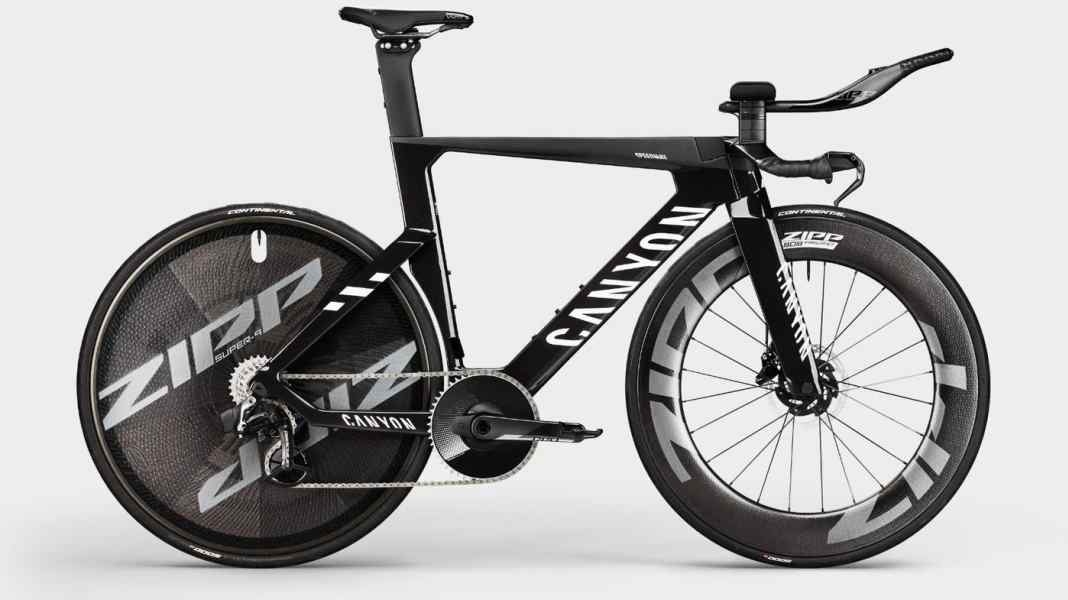 New time trial bike for the Giro: Canyon Speedmax CFR TT Disc - Trimmed for speed: The new Canyon Speedmax