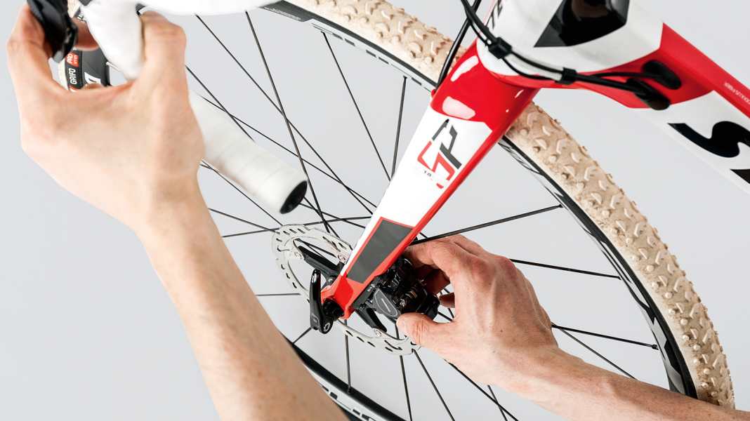 Disc brakes on a road bike: tips and tricks - How to make sure your disc brakes on your bike don't cause any problems