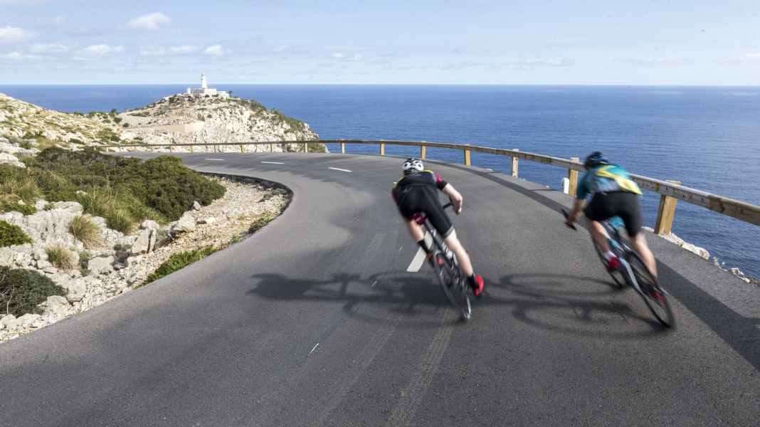 Destinations de printemps à vélo de route : Comparaison des îles - Les 5 meilleures îles pour le vélo de route