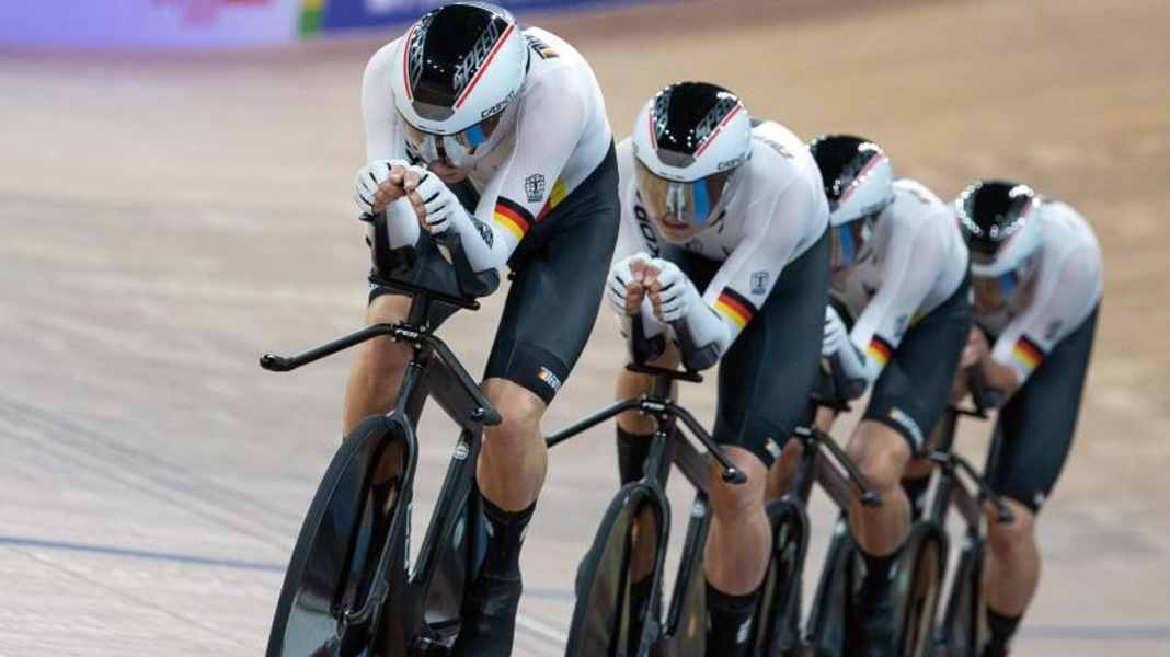 Record d'Allemagne et ticket olympique pour le quatuor sur piste