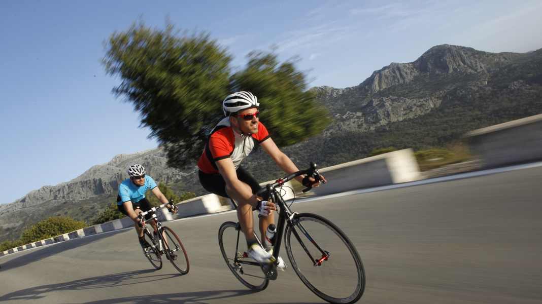 Plan d'entraînement cycliste - gestion de l'entraînement pour les cyclistes de course