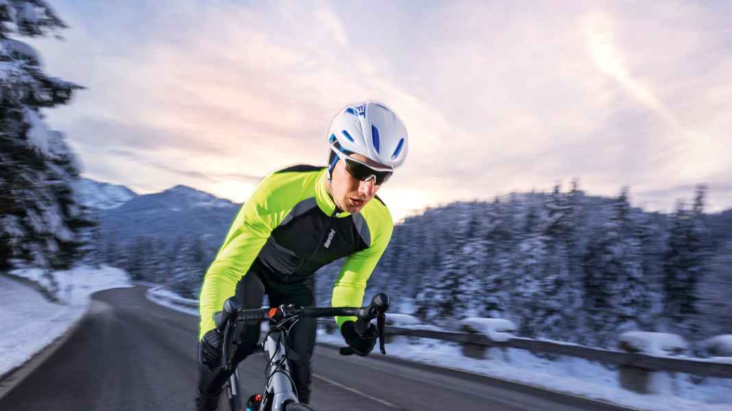 Test 2017: 18 road bike jackets for the cold season - Winter special: 18 road bike jackets in a big comparison