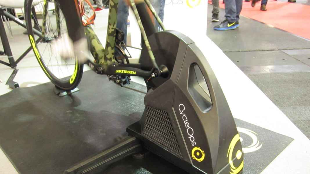 Eurobike 2016 Smart-Trainer: Cycleops Hammer - Der Hammer! Smart-Trainer von Cycleops mit Direktantrieb