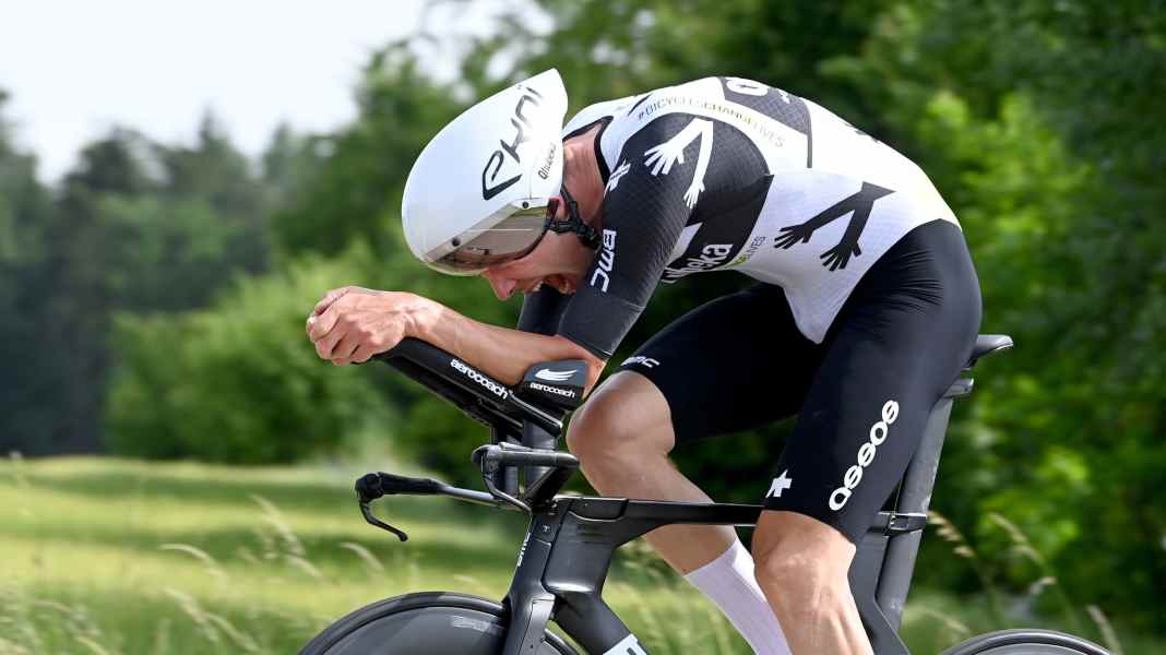 Out of cycling's top league - Team Qhubeka NextHash no longer in the UCI WorldTour 