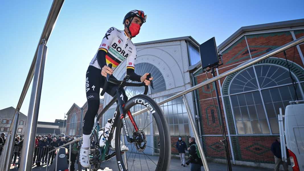 Cyclisme - Schachmann, vainqueur l'an dernier, abandonne Paris-Nice