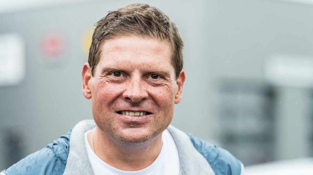 Former Tour winner - Jan Ullrich auctions Tour bike for Ukraine aid