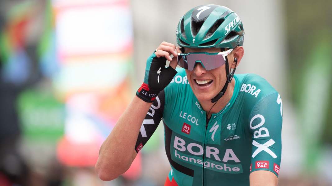 Victoire à domicile pour le cycliste professionnel Politt au Rund um Köln