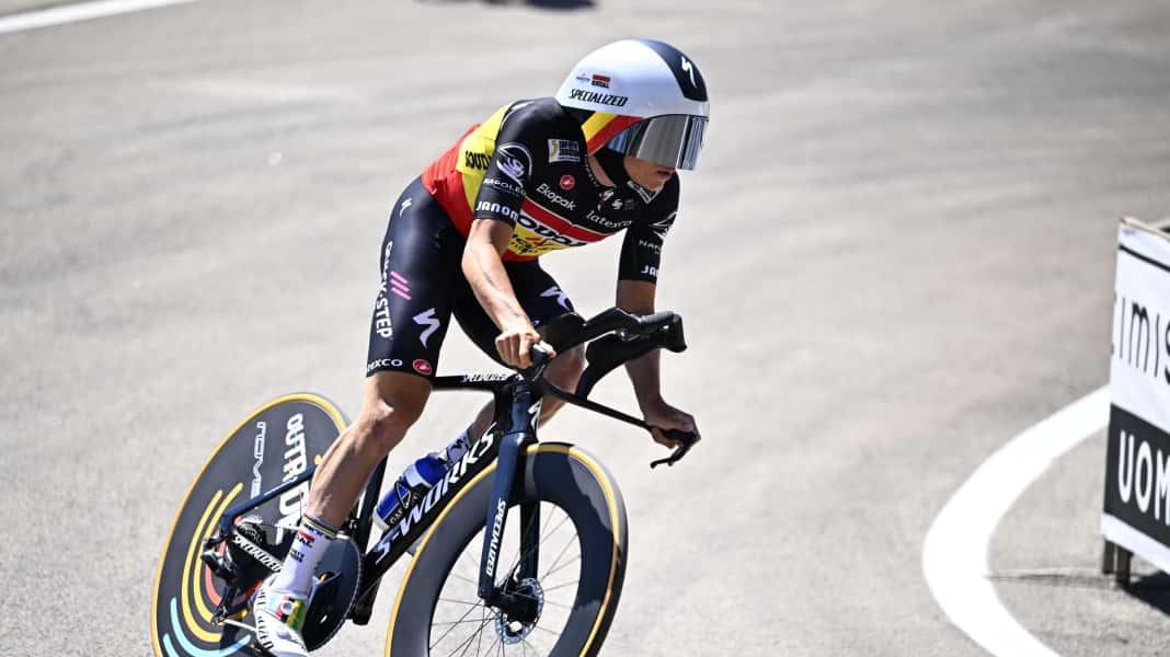 Giro-Auftakt: Evenepoel in eigener Liga - Rückschlag für Kämna