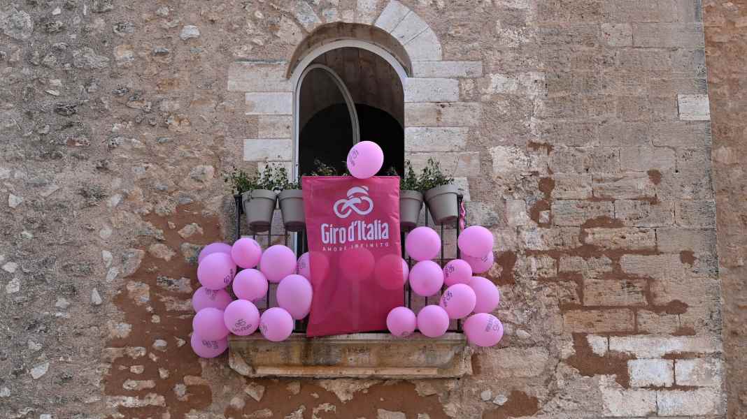 Giro d'Italia: Pro cyclist Baudin subsequently disqualified from the Giro