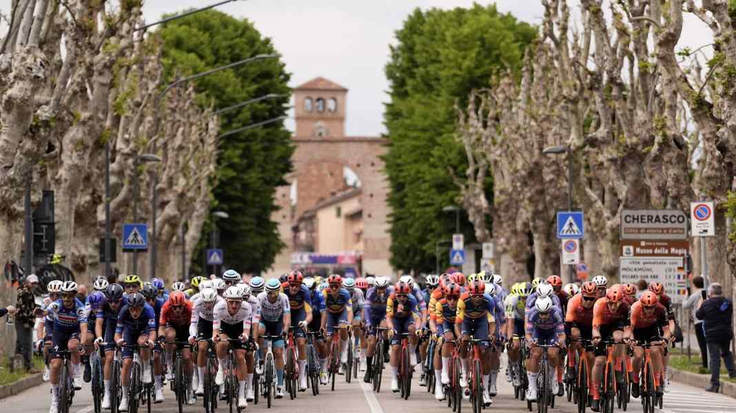 Belgian Merlier wins third stage of the Giro
