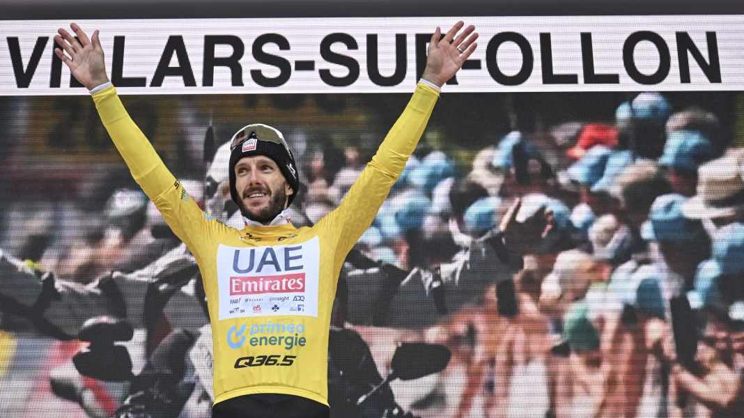 Memorial to the dead Mäder - Adam Yates wins 87th Tour de Suisse