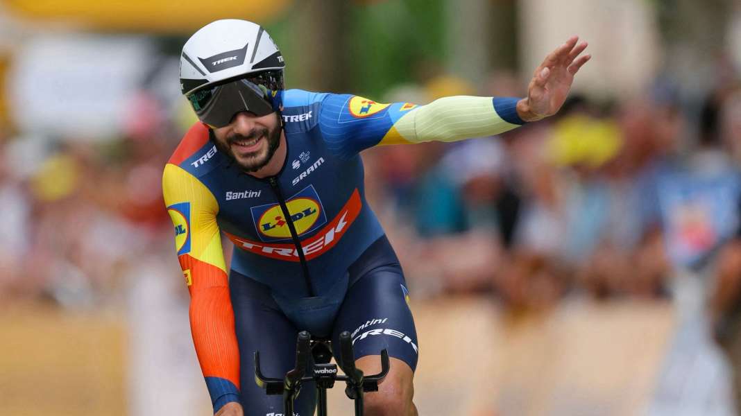 Tour de France - Un baiser coûteux : Bernard doit payer 200 francs sur le Tour