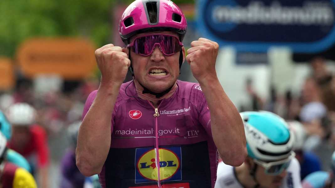 Italien-Rundfahrt - Pedersen-Show bei Giro-Abstecher in Albanien