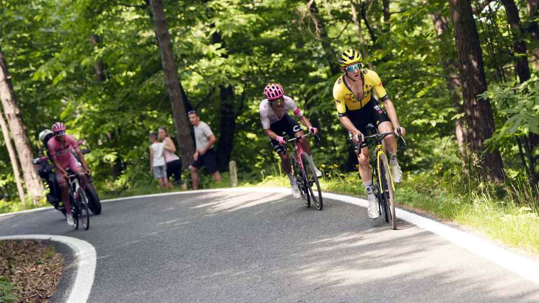 Spectacle d'escalade sur le Finestre : le Britannique Yates en passe de triompher au Giro