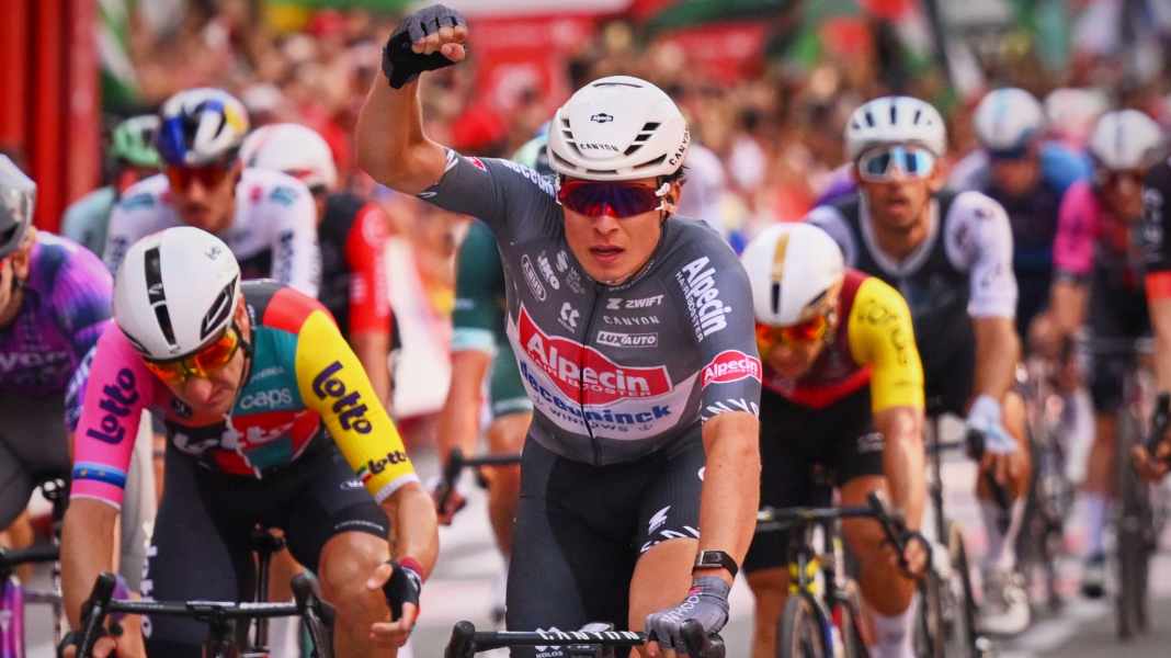 Vuelta : Philipsen remporte la 8ème étape dans un sprint massif