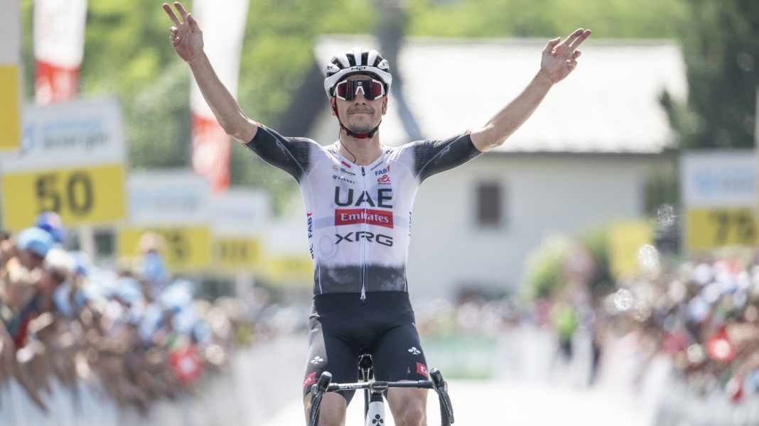 Vuelta: Almeida wins 13th stage at Angliru