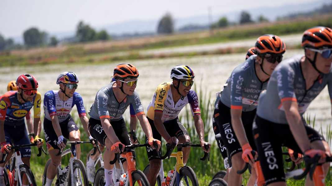 Vor Alpen-Test: Italiener Bettiol gewinnt 13. Giro-Etappe