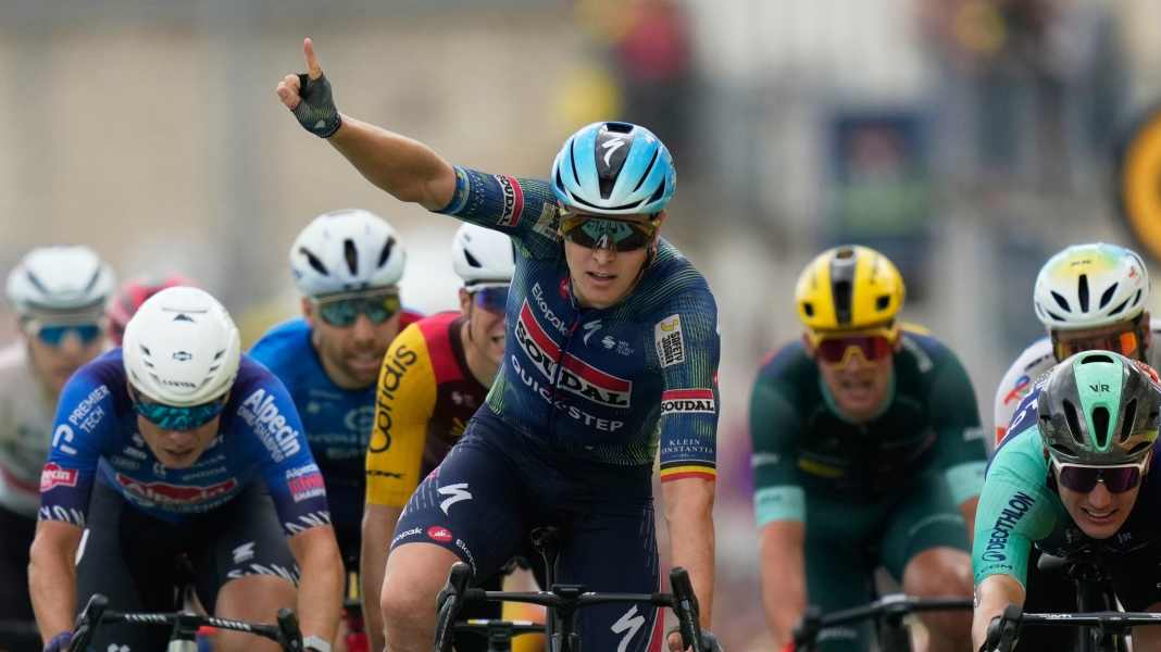 Merlier remporte la 12e étape du Tour - Pogacar conserve le maillot jaune