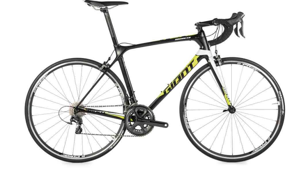 Test 2016 Road bikes around 2000 euros: Giant TCR Advanced Ltd. - Giant TCR Advanced Ltd. on test