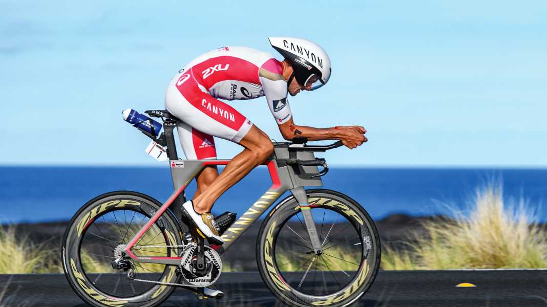 Test 2017 : la version de série du Canyon Speedmax CF SLX en soufflerie - Ironman Hawaii : le vélo gagnant de Jan Frodeno en détail