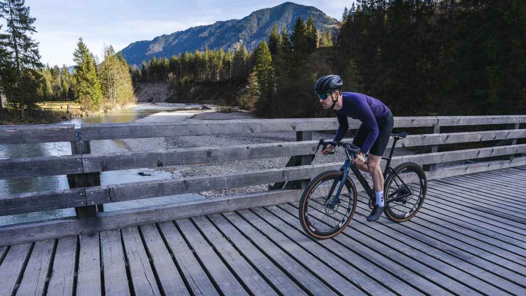 Gravelbike oder Rennrad?: 7 Fragen, die dir die Entscheidung erleichtern