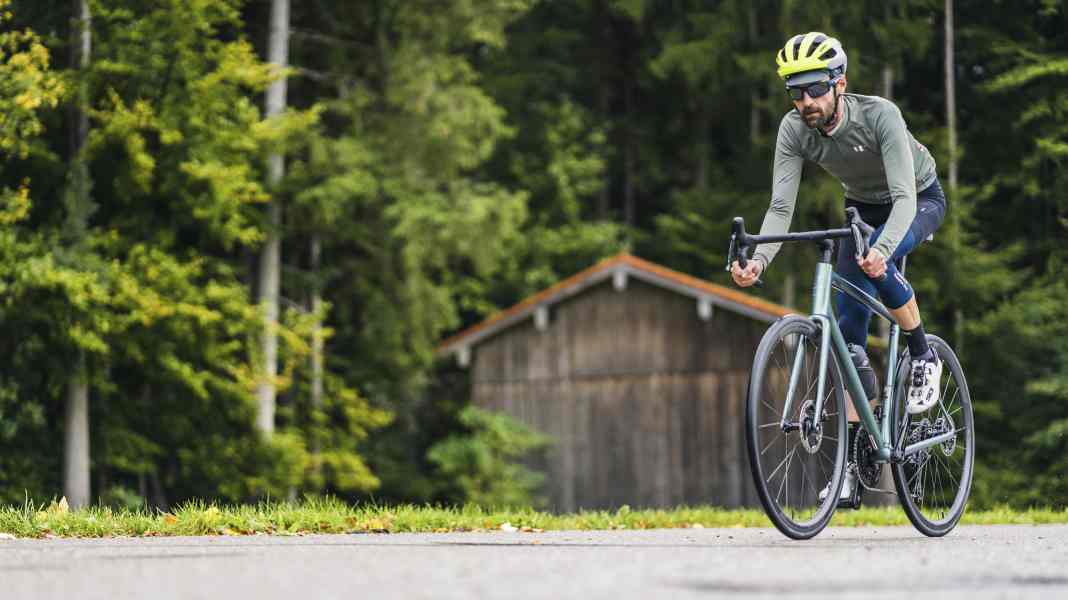 Top 3 de 2025 : les vélos de course les plus légers des tests TOUR