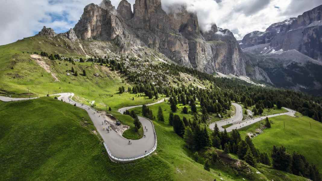 Road bike training: How do I train for a mountain marathon?