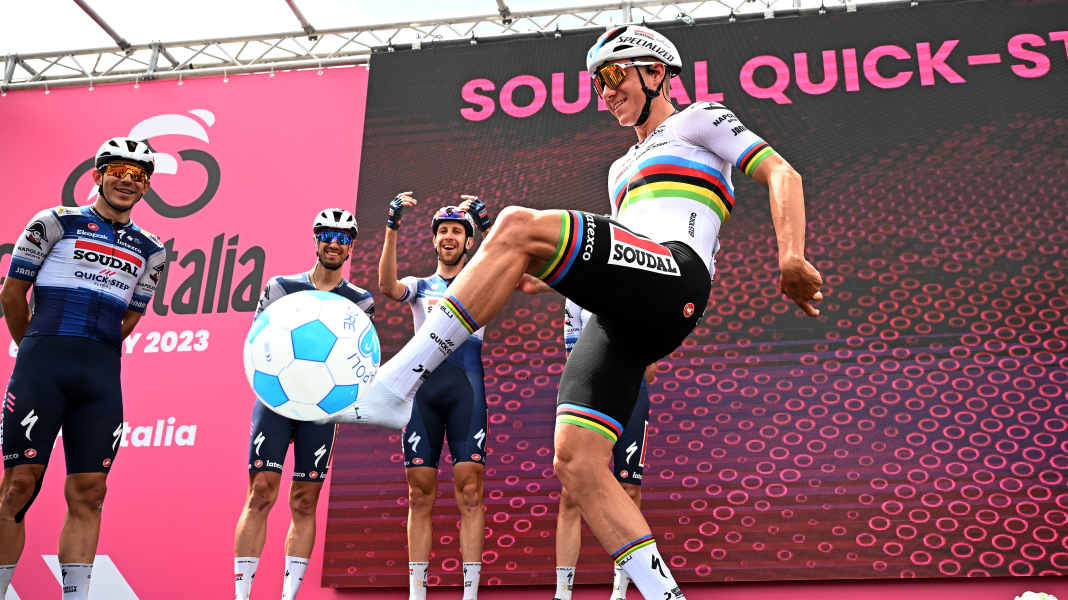 World Cup footballer or cyclist: who is actually fitter?