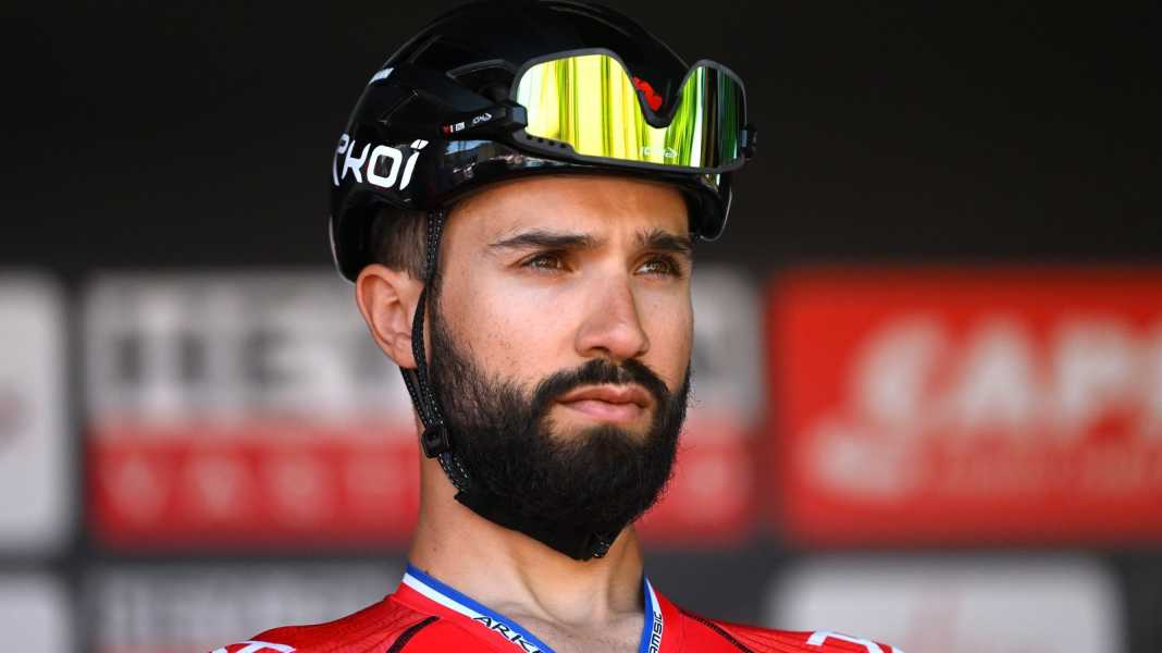 Nacer Bouhanni: Ex-cycling sprinter runs Valencia Marathon in 2:31 hours