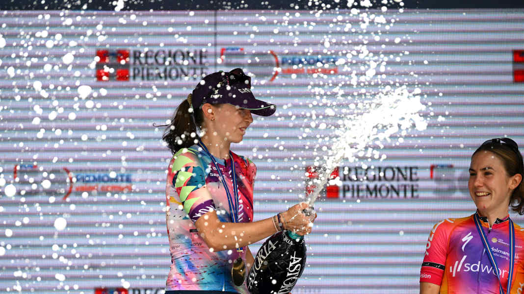 Ski mountaineer climbs to the top of the world: Interview with Antonia Niedermaier