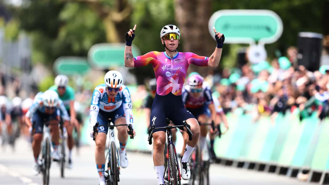 Tour of Britain Women 2024 - Stage 3: Wiebes has everything under control again in the bunch sprint