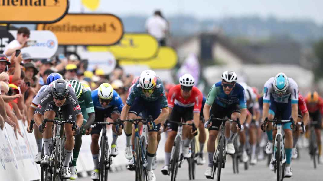Tour de France 2025 : TOUR Tech briefing pour la Stage 1