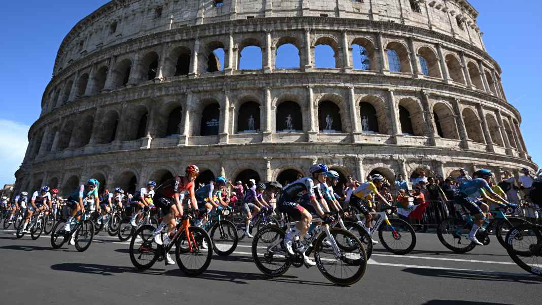 Départ du Giro en Bulgarie? : l'UCI suspend deux officiels