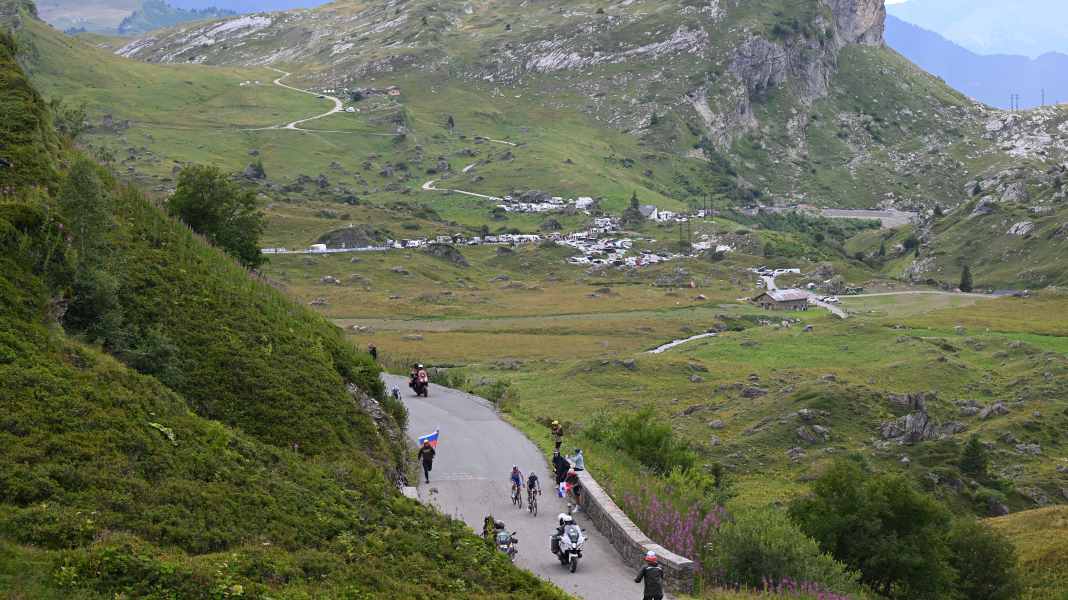 Mit dem Rennrad zur Skistation: Cyclosportive Megève Mont-Blanc