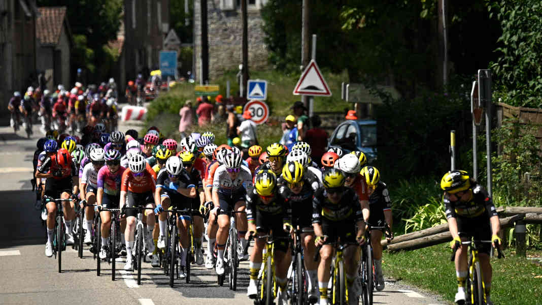 Tour de France Femmes 2026 : le poids minimum pénalise les coureuses très légères
