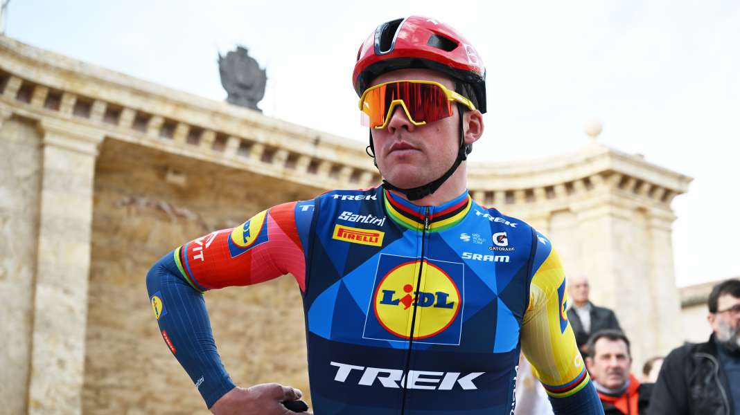 L'ex-champion du monde Mads Pedersen : opération et arrêt de la course après une chute