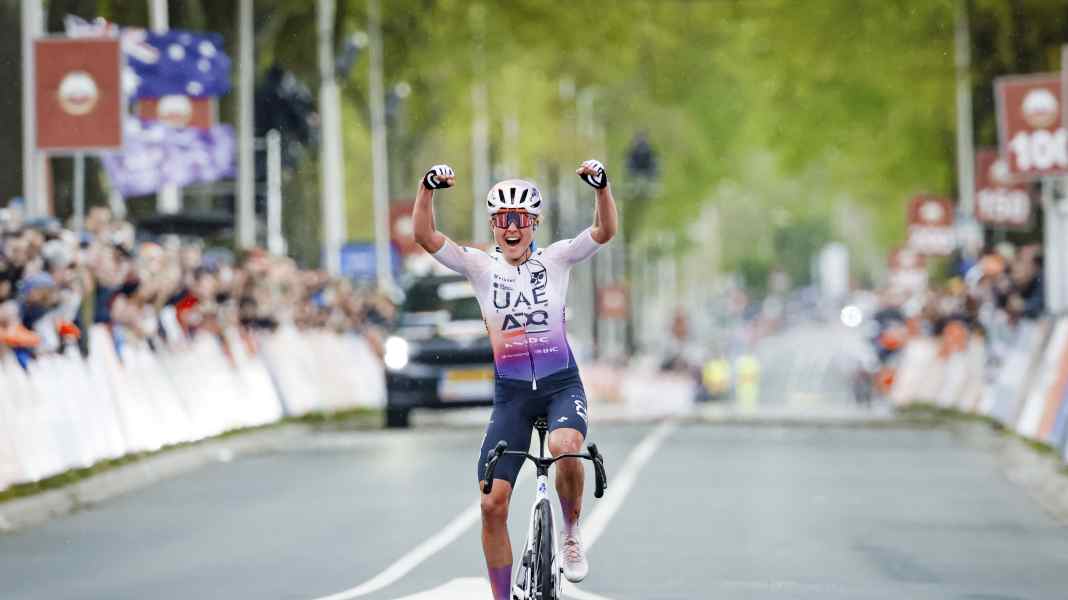 Le peloton a hésité - pas Blasi : Victoire en solo de Paula Blasi à l'Amstel Gold Race