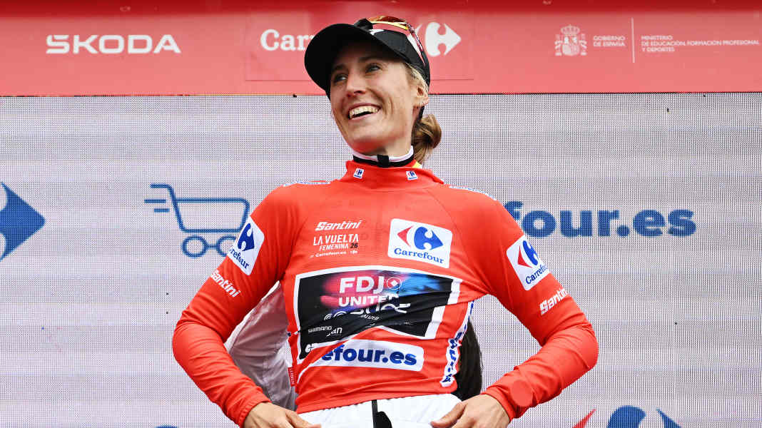 Vuelta Femenina - Stage 2: Koch takes the overall lead as second of the day behind Bossuyt