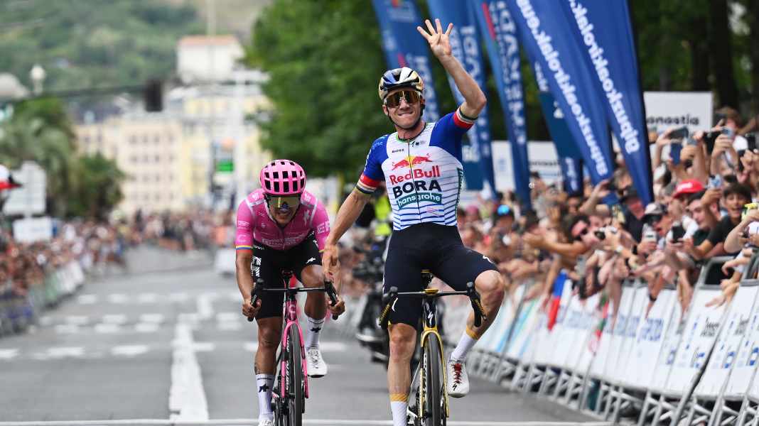 Clasica San Sebastian: Evenepoel becomes the Basque Country’s record winner despite a mechanical problem at the worst possible moment