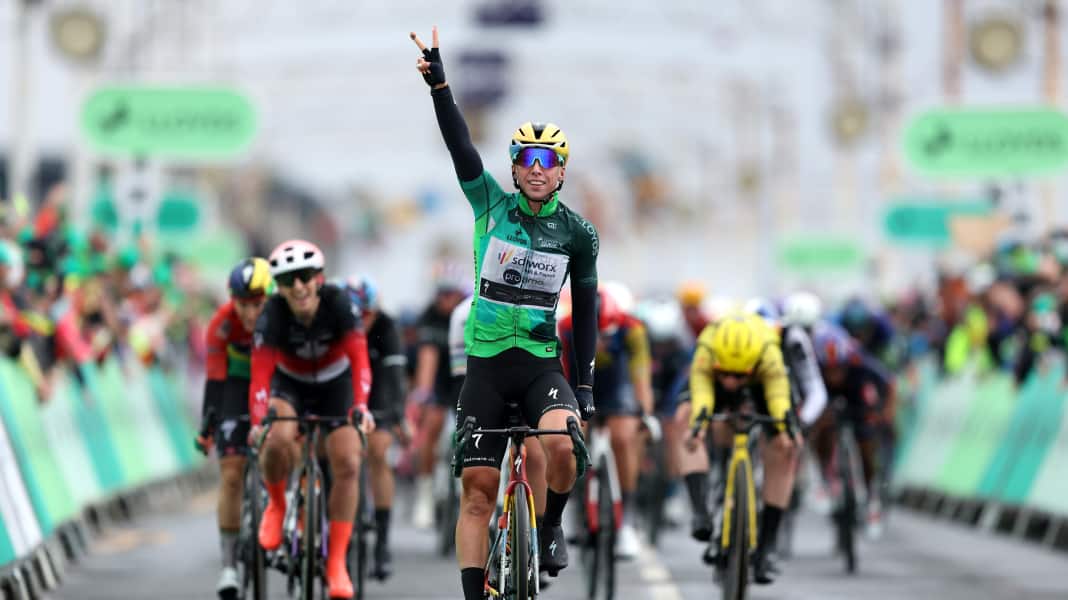 Tour of Britain Women 2026 - 2. Etappe: Wiebes lässt sich auch von Rennunterbrechung nicht aus der Ruhe bringen