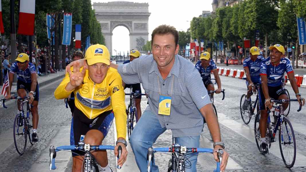 UCI criticises Johan Bruyneel for his presence at the Tour de France