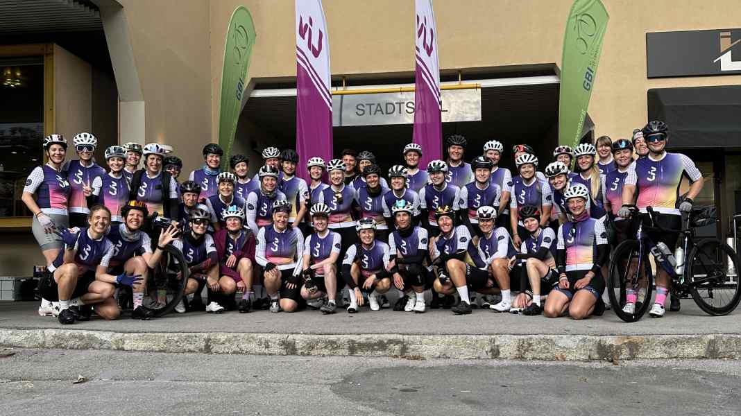 GBI Ladies Transalp 2025 : 40 femmes & 40 vélos de course traversent les Alpes