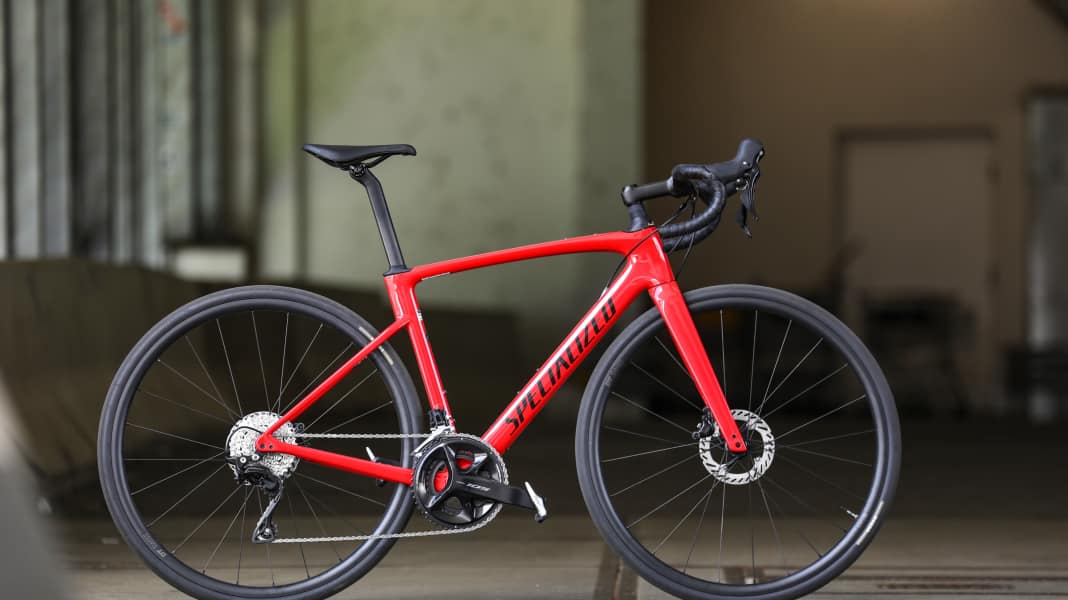 Specialized Roubaix SL8 Sport: Viel Komfort mit sportlichem Anspruch