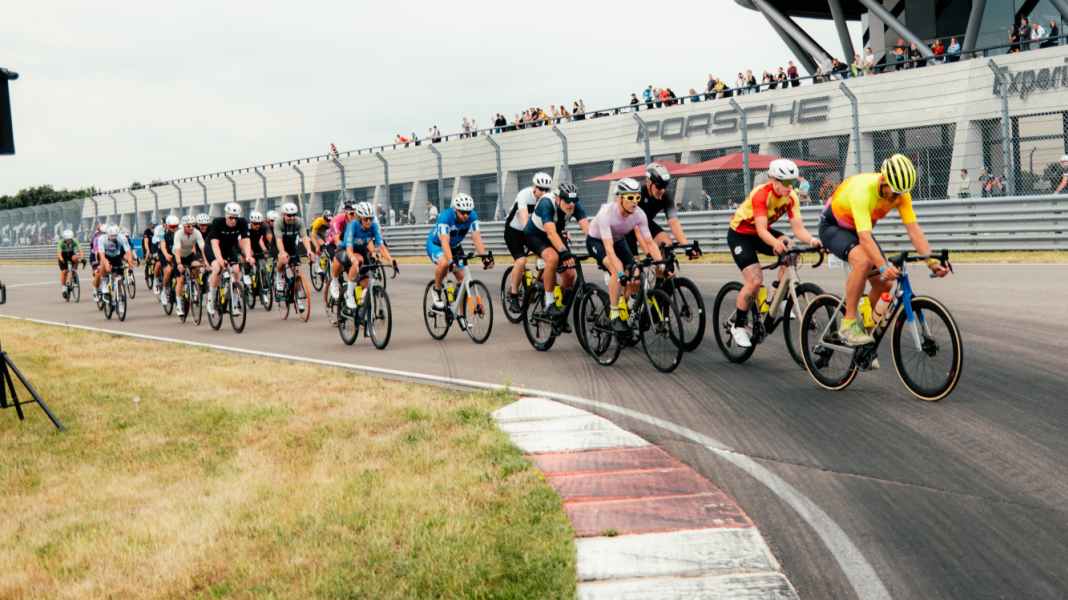 Velofondo 9h11: Premiere auf Porsche Rundstrecke Leipzig