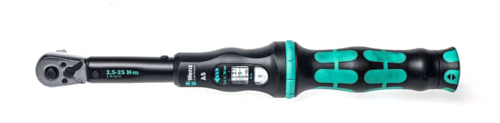 The BIKE test winner: Wera Bicycle Set Torque 1 torque spanner >> <a href="https://www.awin1.com/cread.php?awinmid=11768&awinaffid=471469&clickref=B+Wera+Bicycle+Set+Torque+1&ued=https%3A%2F%2Fwww.rosebikes.de%2Fwera-bicycle-set-torque-1-drehmomentschlussel-25-25-nm-mit-umschaltknarre-14-bitnuss-set-16-teilig-2705736" target="_blank" rel="noopener noreferrer nofollow">available here</a>* 
